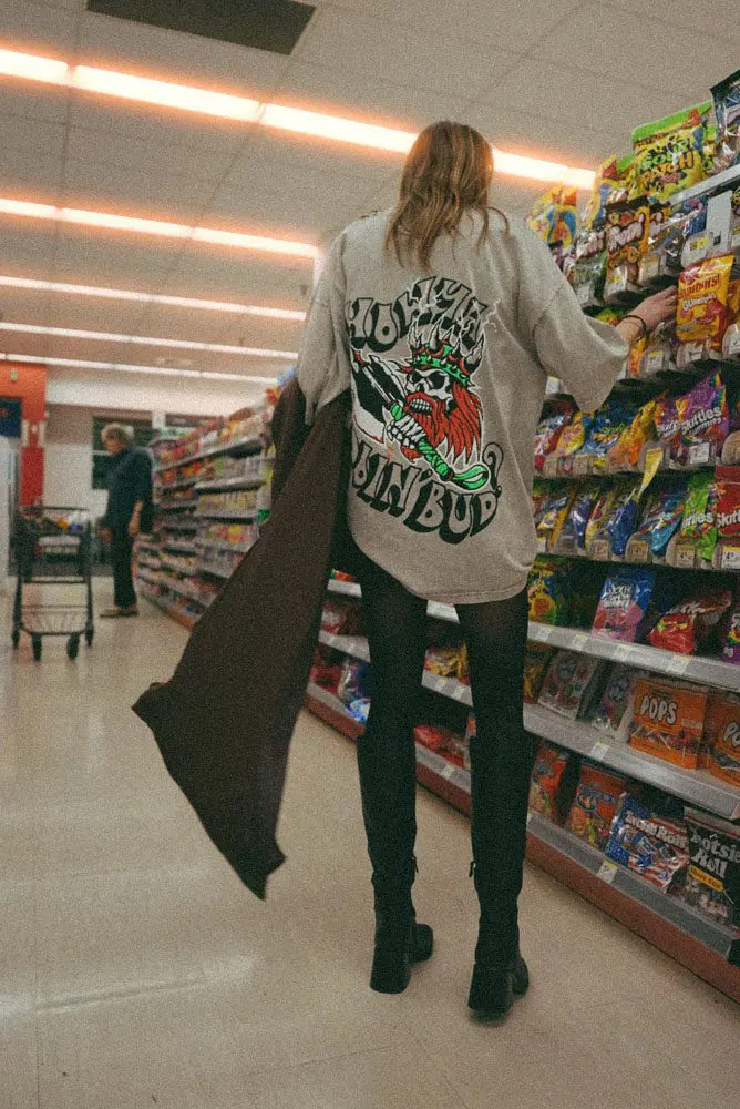 h howyadoinbut store